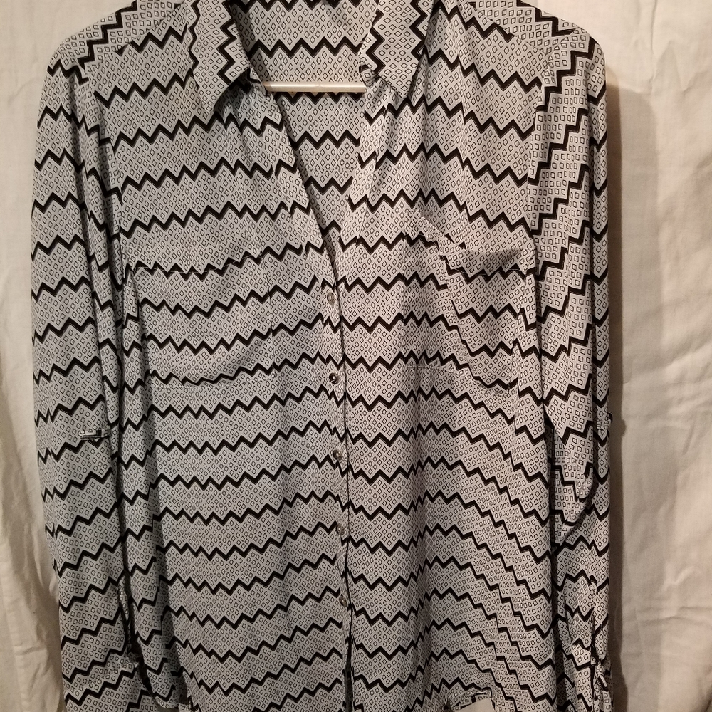 blouse.
